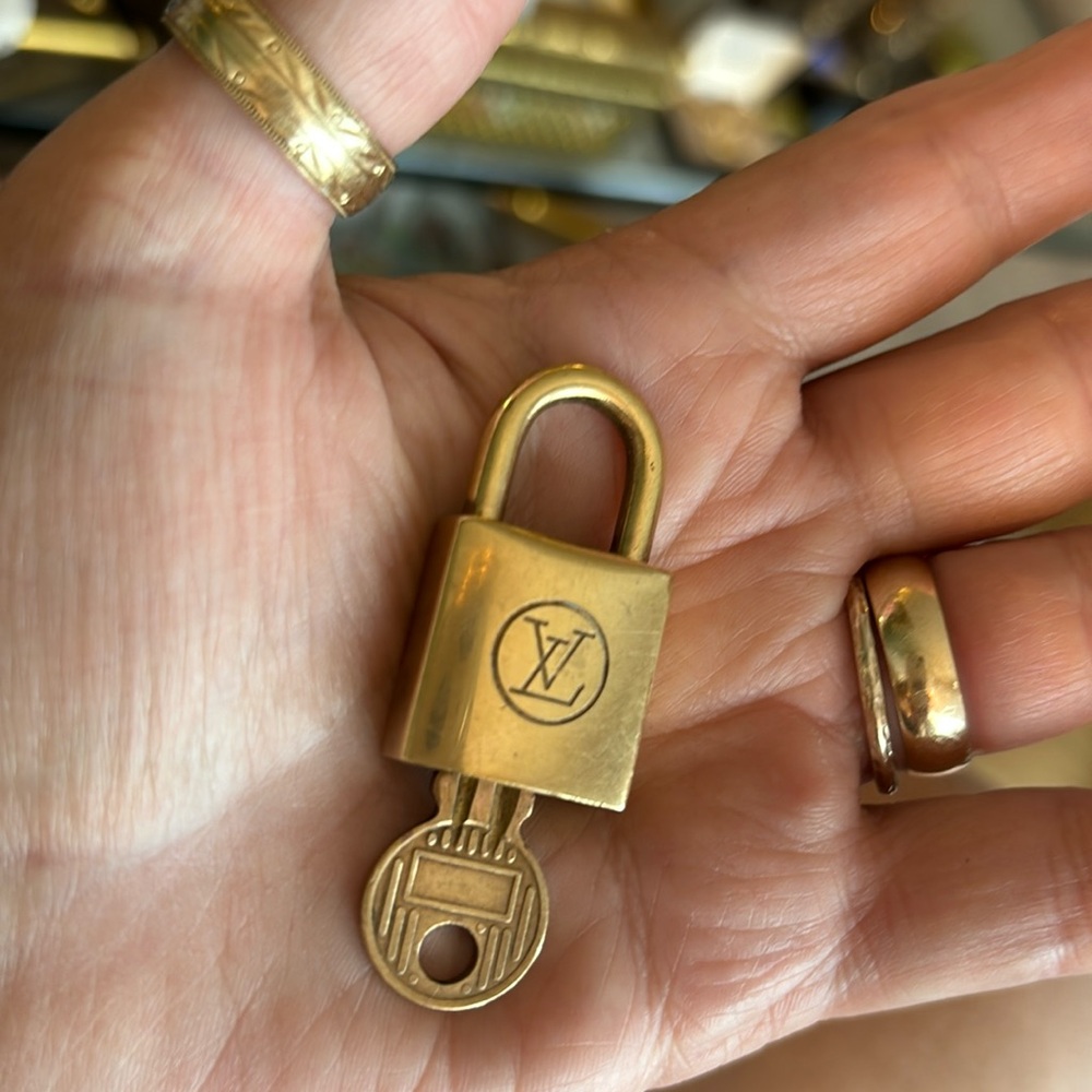 Louis Vuitton Paris Lock Padlock & Key # 202